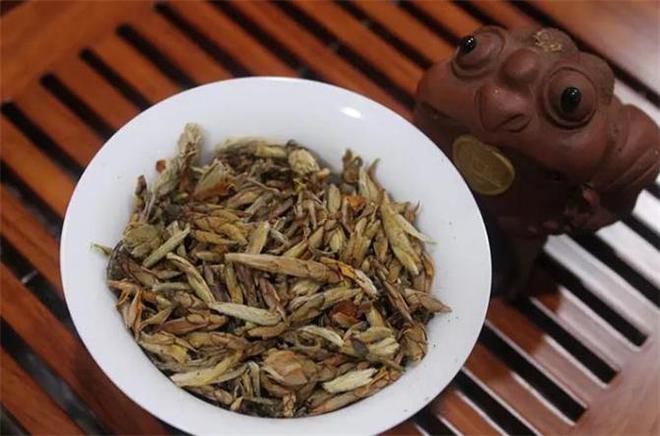 老鹰茶是什么茶？细说老鹰茶的来历和作用(图5)